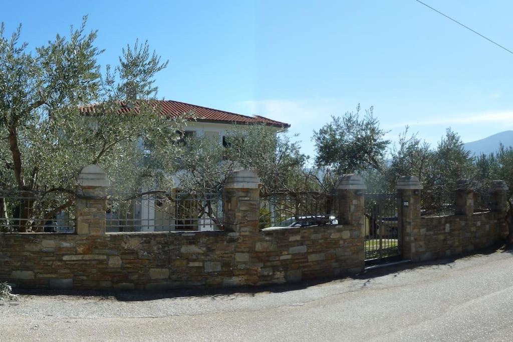 Villa Liana Sourpi المظهر الخارجي الصورة